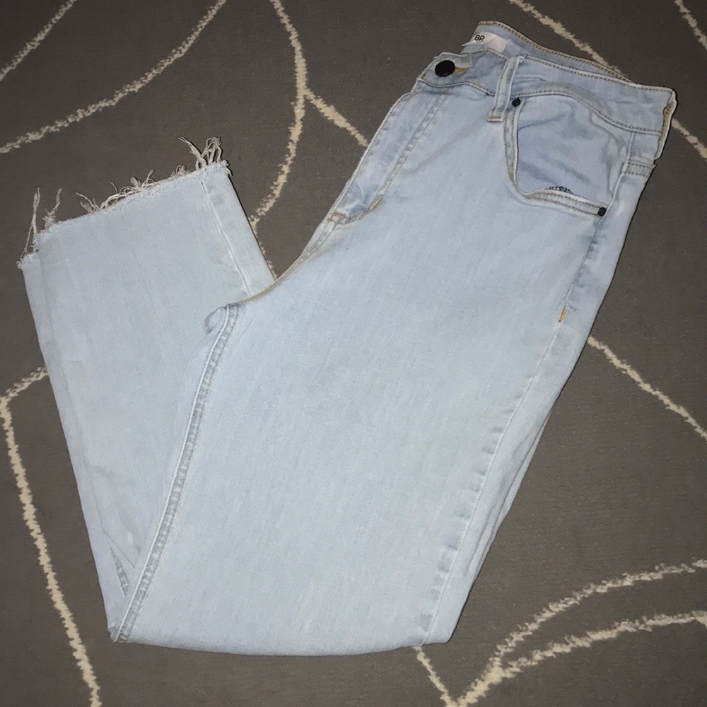 Straight leg jean